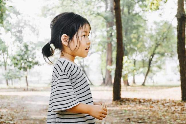 单纯的孩子未来会吃亏吗？家庭教育失误的代价，过来人给出总结